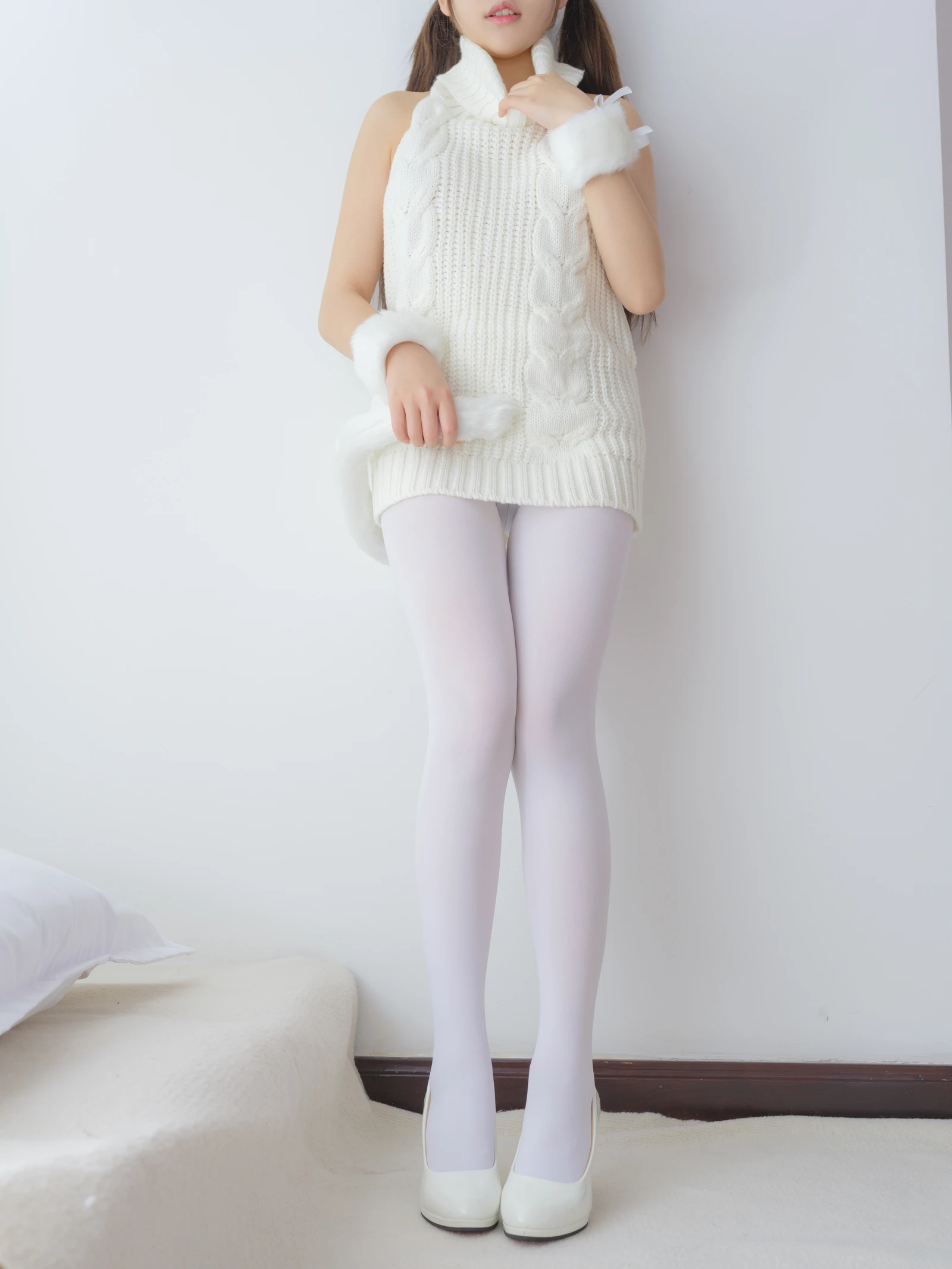 森萝财团写真---晴涩005-乃晴-水岛空-白丝-80D-[109P1V-6.73GB]-1.webp